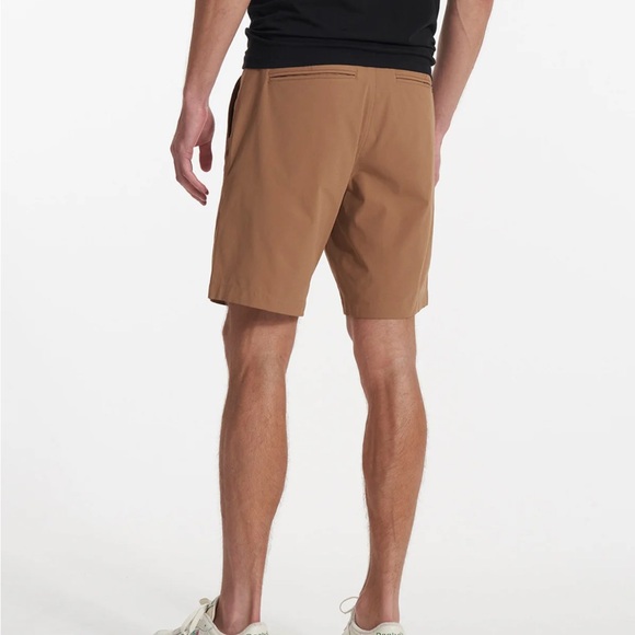 Vuori Men's Meta 8” Shorts - camel - size 36 - Picture 3 of 10